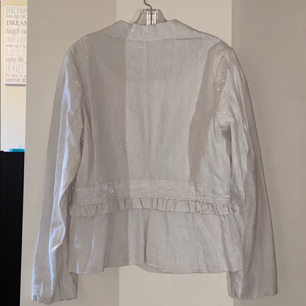 Blazer - Picture 2 of 3